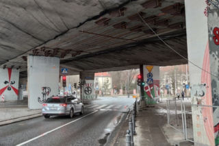Kiedy zaczną burzyć wiadukt trasy Łazienkowskiej? Drogowcy zamkną ważne skrzyżowanie!