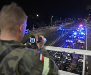 Nocna próba defilady wojskowej w Warszawie