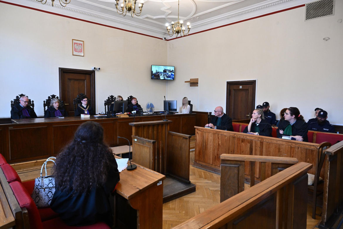 Zatłukł seniora tłuczkiem do mięsa, bo chciał zaimponować kochance. Mordercze trio usłyszało wyroki