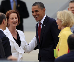 PREMIER Australii - Julia Gillard OBMACUJE Obamę