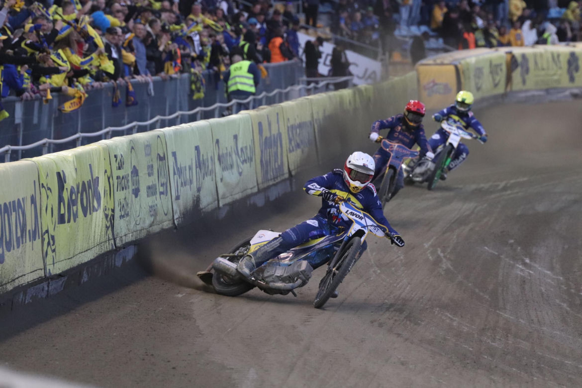 ebut.pl Stal Gorzów - KS Apator Toruń, zdjęcia z meczu 1. kolejki PGE Ekstraligi