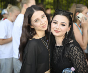 Drugi koncert The Weeknd w Warszawie. Najwierniejsi fani nie przestraszyli się morderczego upału. Znajdź się na zdjęciach