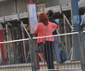 Katarzyna Dowbor jeździ tramwajem