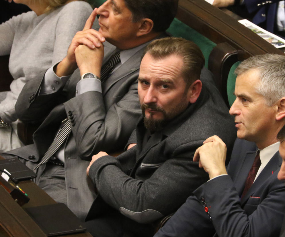 LIROY CHCE LECZYĆ ALKOHOLIZM KAVĄ.