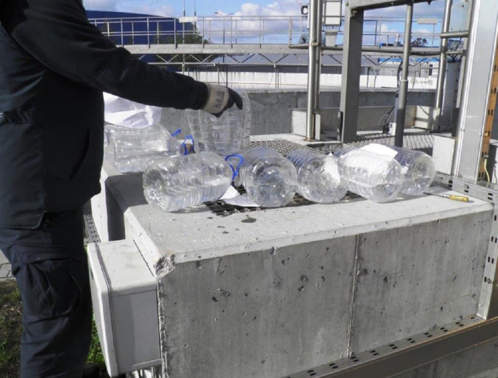 Tak pozbywali się nielegalnego alkoholu. W  oczyszczalni ścieków są tysiące litrów