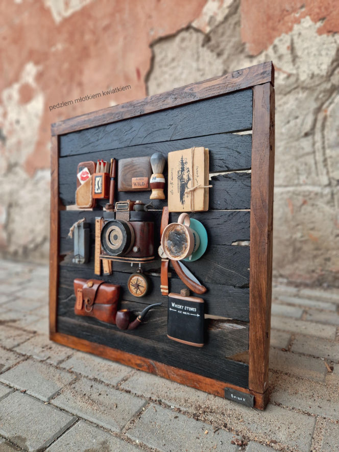 "Pędzlem, młotkiem, kwiatkiem" - bajkowe dzieła Kasi