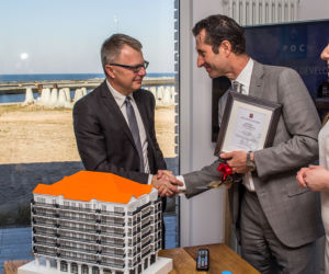 Kompleks hotelowo-mieszkalny Marina Royale w Darłowi – uroczystość podpisania umowy z generalnym wykonawcą, firmą CFE Polska 