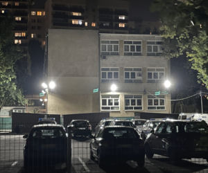 Strażnik miejski wypadł wczoraj z okna budynku komendy