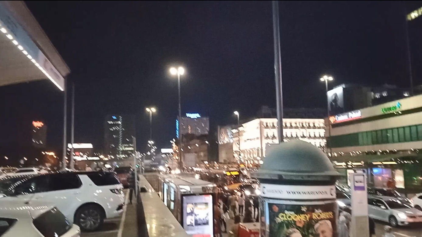 Gigantyczne korki w Warszawie. Totalny paraliż w związku ze zgromadzeniem publicznym