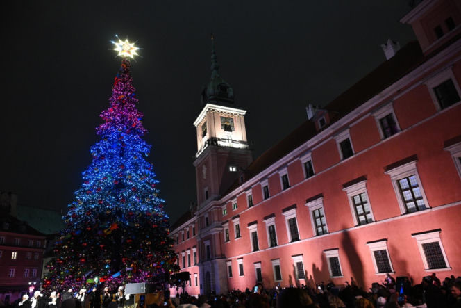 Świąteczna iluminacja 2025/2026 w Warszawie