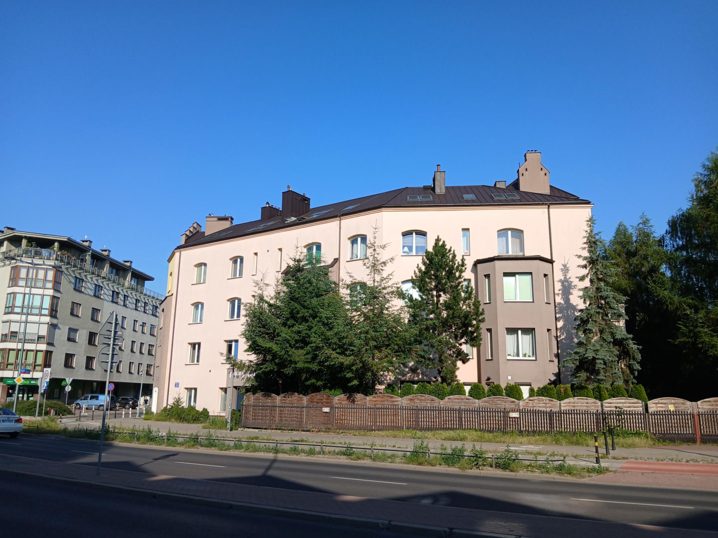 Blok Zamek Imieliński przy ul. Makolągwy w Warszawie