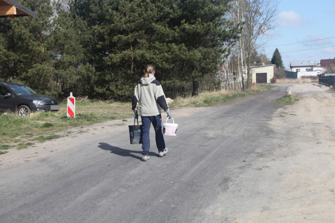 Przez urzędników noszę wodę w wiadrach