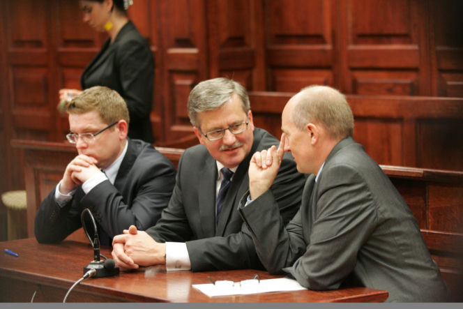 Bronisław Komorowski został zlustrowany - złożył prawdziwe zeznanie lustracyjne
