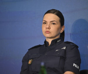 Warszawskie Targi Obronne. Scena Zielona. Pozwolenie na broń. Mity i realia Czy jest tak trudno otrzymać zezwolenie na posiadanie broni Aspekt formalny