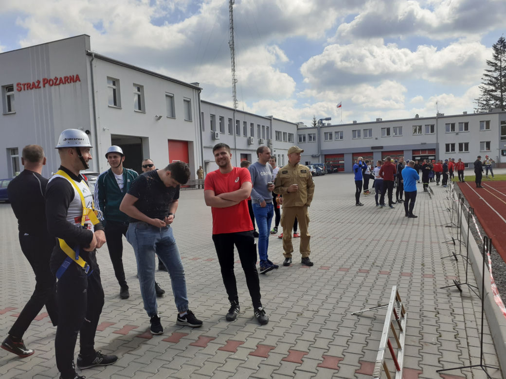 Strażacy z Siedlec, Łosic, Mińska Mazowieckiego, Sokołowa Podlaskiego, Węgrowa, Garwolina i Otwocka zmierzyli się w zawodach pożarniczych w Siedlcach