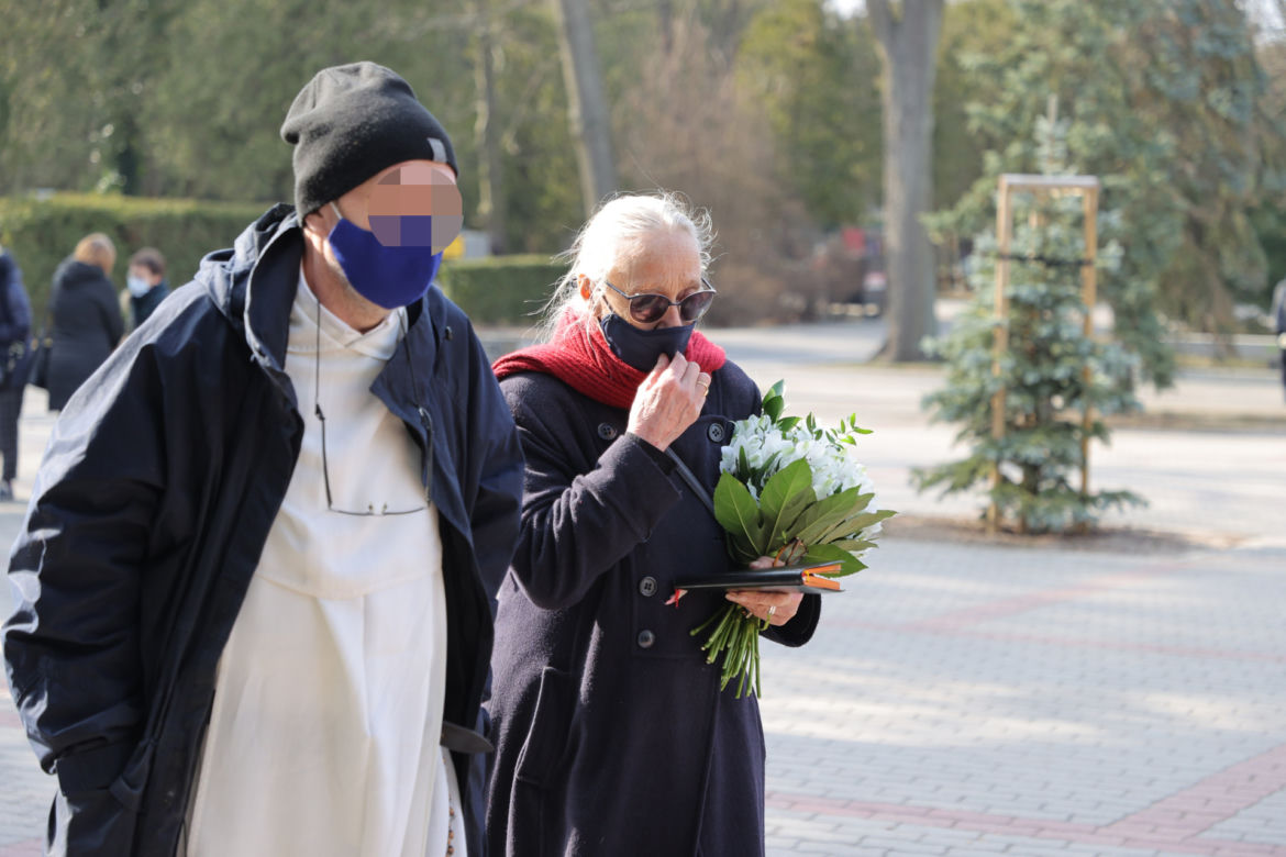 Pogrzeb Alicji Kapuścińskiej. Wzruszające pożegnanie żony słynnego reportera