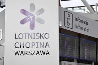 Nowość na Lotnisku Chopina ucieszy pasażerów. Zmienią uciążliwy limit