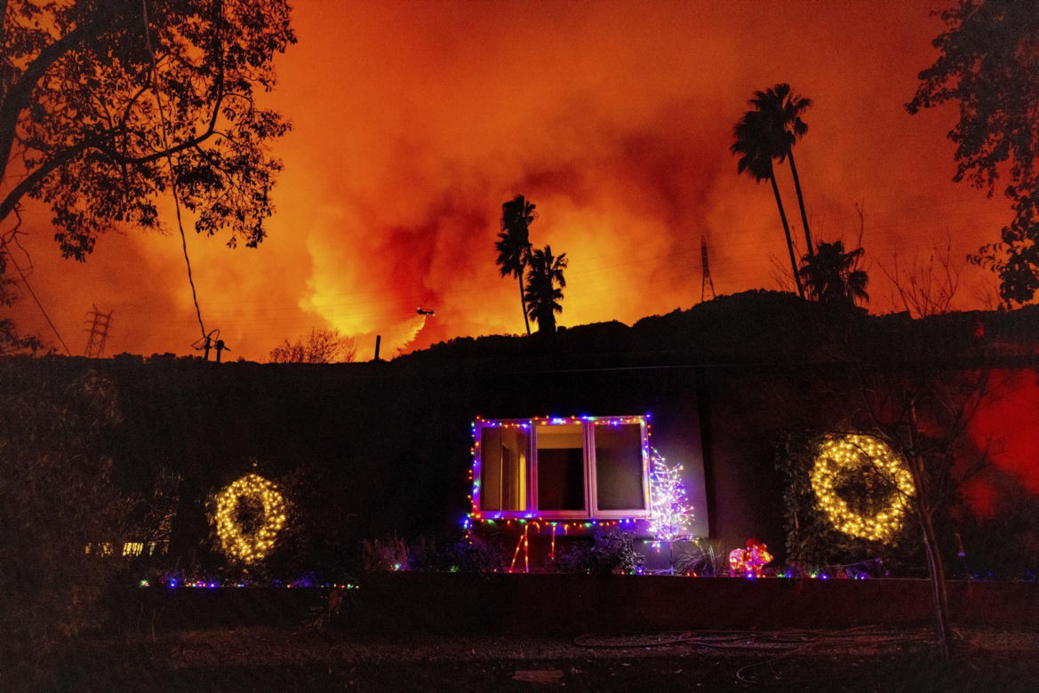  Piekło nad Los Angeles. Samoloty gaśnicze nie mogą latać. Sytuacja krytyczna!