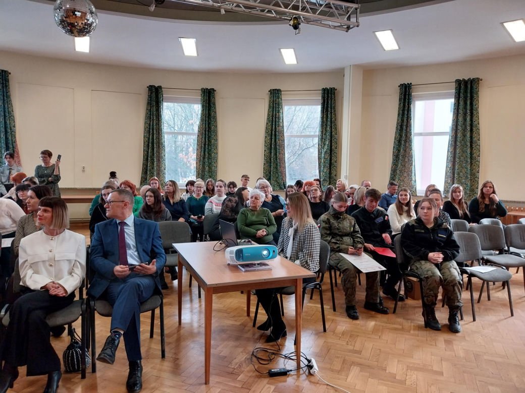 Gala Wolontariatu i rozstrzygnięcie dwóch konkursów: na najaktywniejszą zamojską organizację pozarządowa i inicjatywę na rzecz społeczności lokalnej 2023.