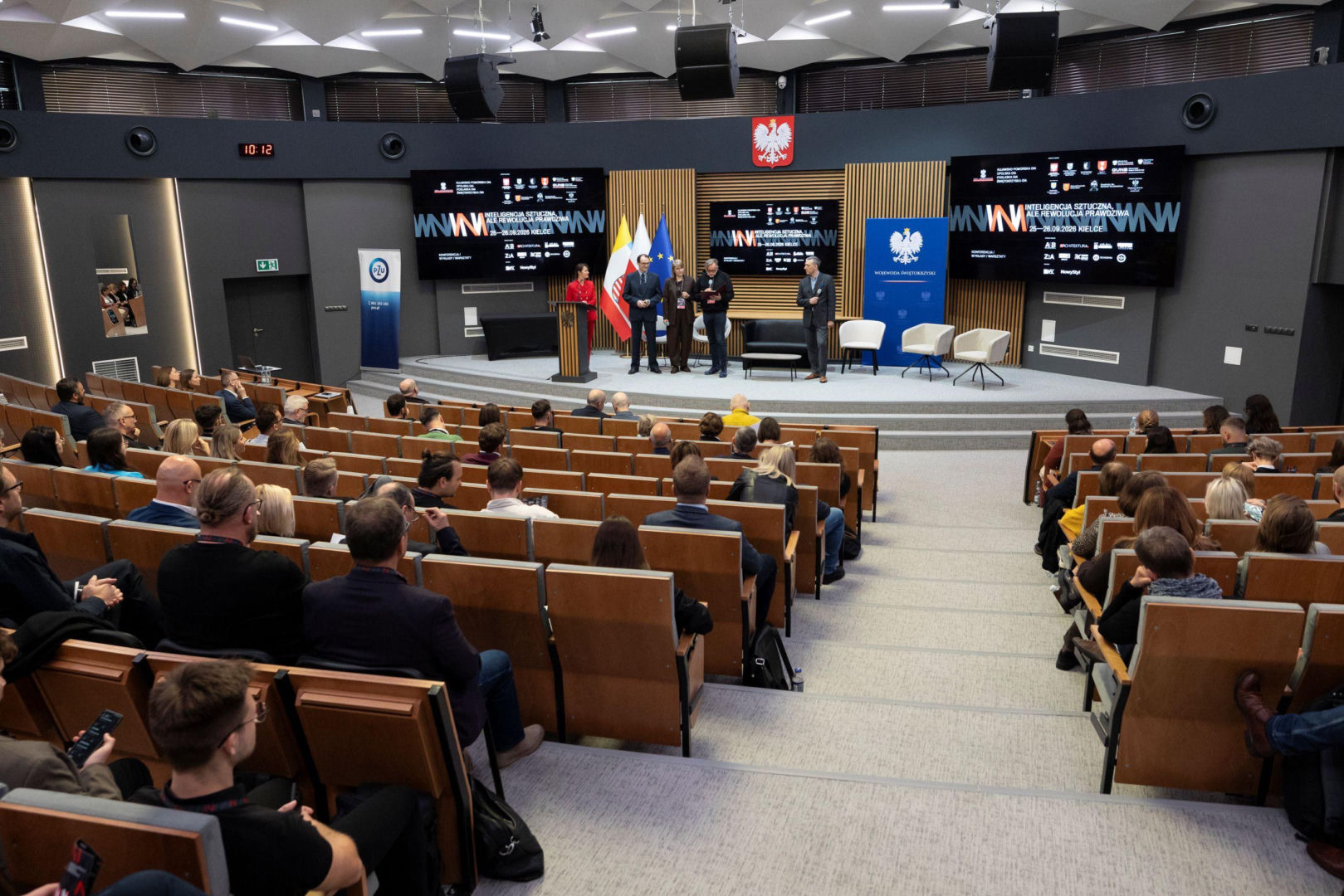 Konferencja „Inteligencja sztuczna, ale rewolucja prawdziwa”