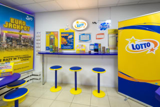 Kupił zdrapkę za 10 zł i wygrał główną nagrodę. Piątek trzynastego będzie jego szczęśliwym dniem