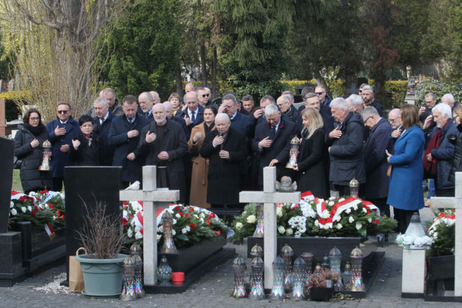 Kaczyński uczcił pamięć ofiar katastrofy smoleńskiej