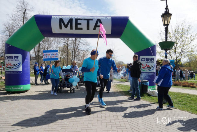 8. Niebieski Bieg Stowarzyszenia „Labirynt” w Łukowie - ZDJĘCIA cz. 1