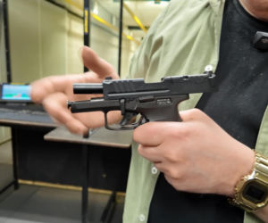 Ultrakompaktowy pistolet HK SFP9 CC - recenzja