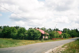 Ta miejscowość w Podlaskiem to nowa Narnia! Otoczona lasami i jeziorami zachwyci każdego