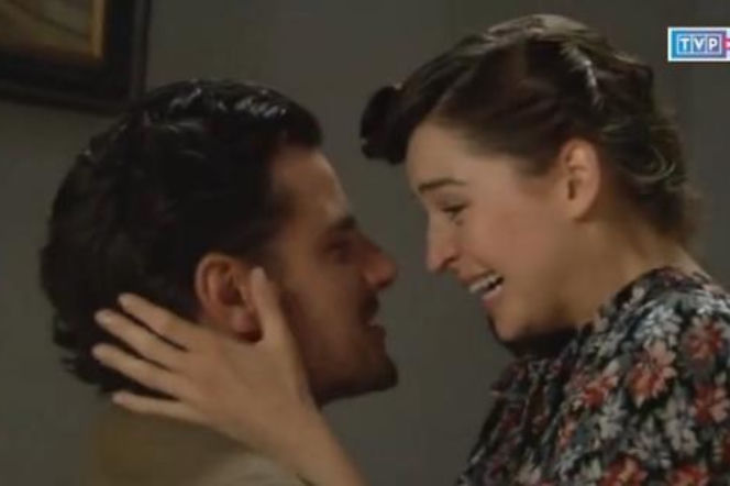 CZAS HONORU 5, odc. 65. Lena (Agnieszka Więdłocha), Janek (Antoni Pawlicki)