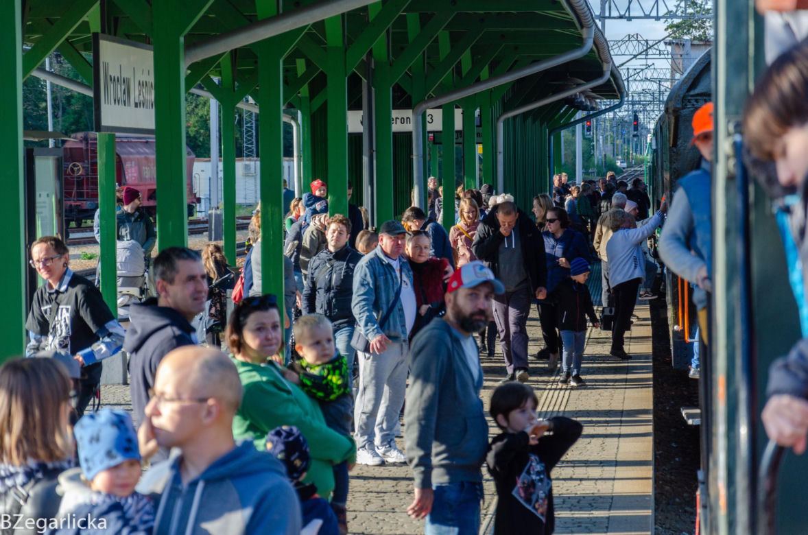 Wystawa zabytkowego taboru kolejowego we Wrocławiu. Pociągi retro będzie można zobaczyć za darmo
