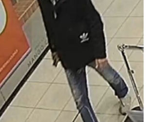 Policja poszukuje sprawcy rozboju w centrum Szczecina