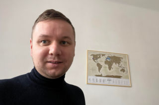 Wojna na Ukrainie. Eugen z Lwowa mówi o panice! Ze sklepów znikają wszystkie dostępne produkty! 