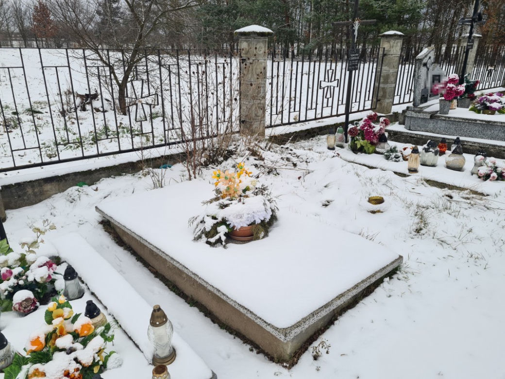 Mieszkaniec gm. Przeworsk kradł krzyże z cmentarza [ZDJĘCIA]