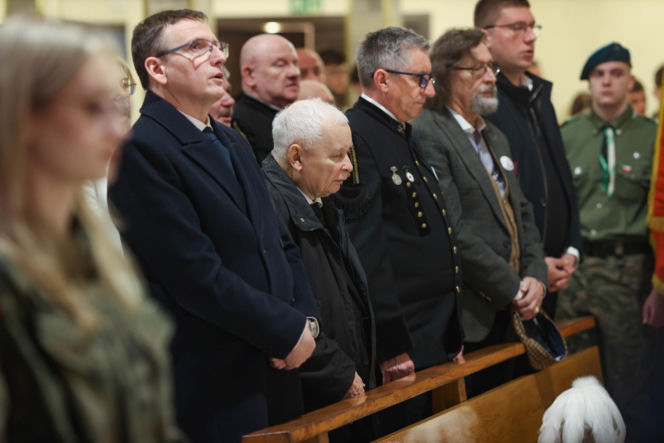 Jarosław Kaczyński na otwarciu wystawy pt. „Katyń 1940 - Smoleńsk 2010. Anatomia kłamstwa” w Muzeum Miejskim w Jastrzębiu-Zdroju