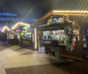 Pokémony, różowe gofry i zaskakujące różnice w cenach. Porównaliśmy łódzkie jarmarki