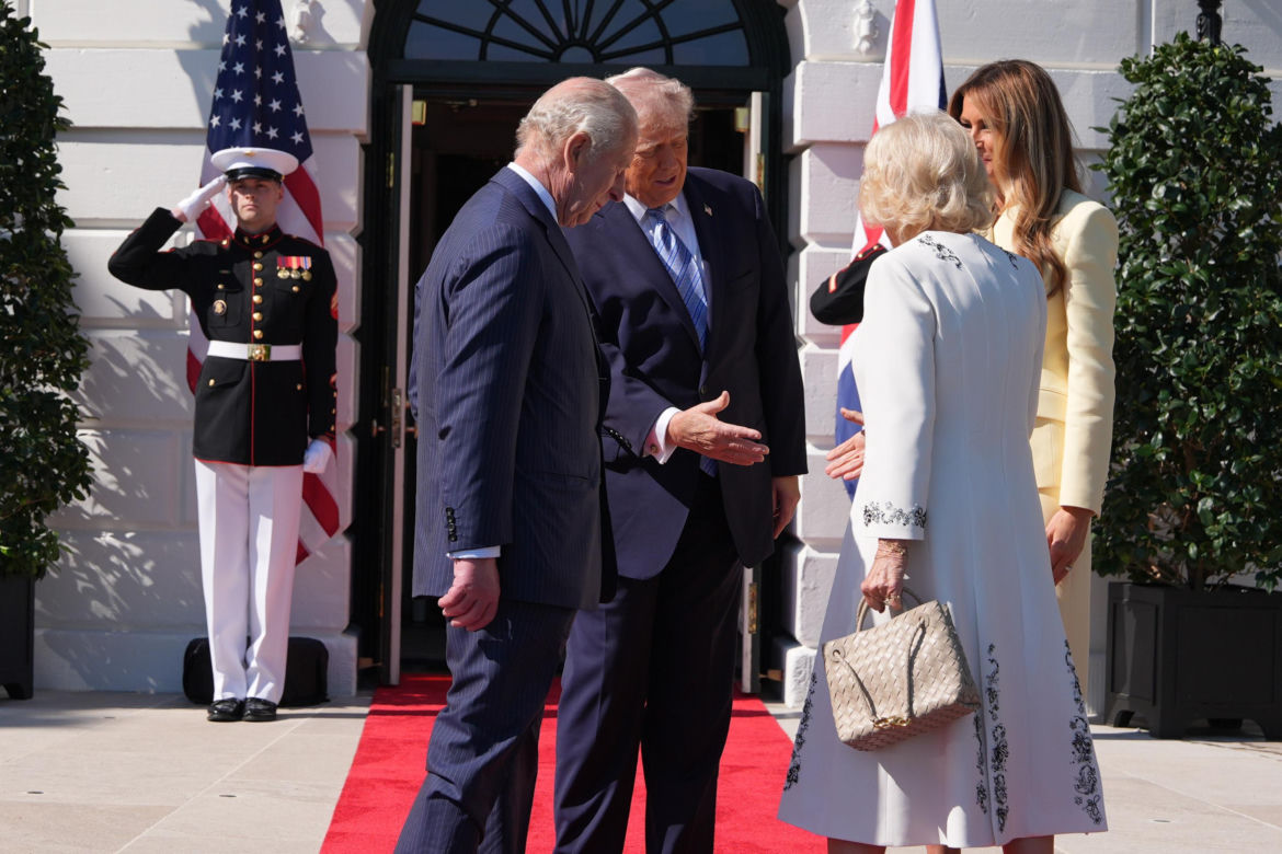 Król Karol III wylądował w USA! Historyczna wizyta monarchy rozpoczęta