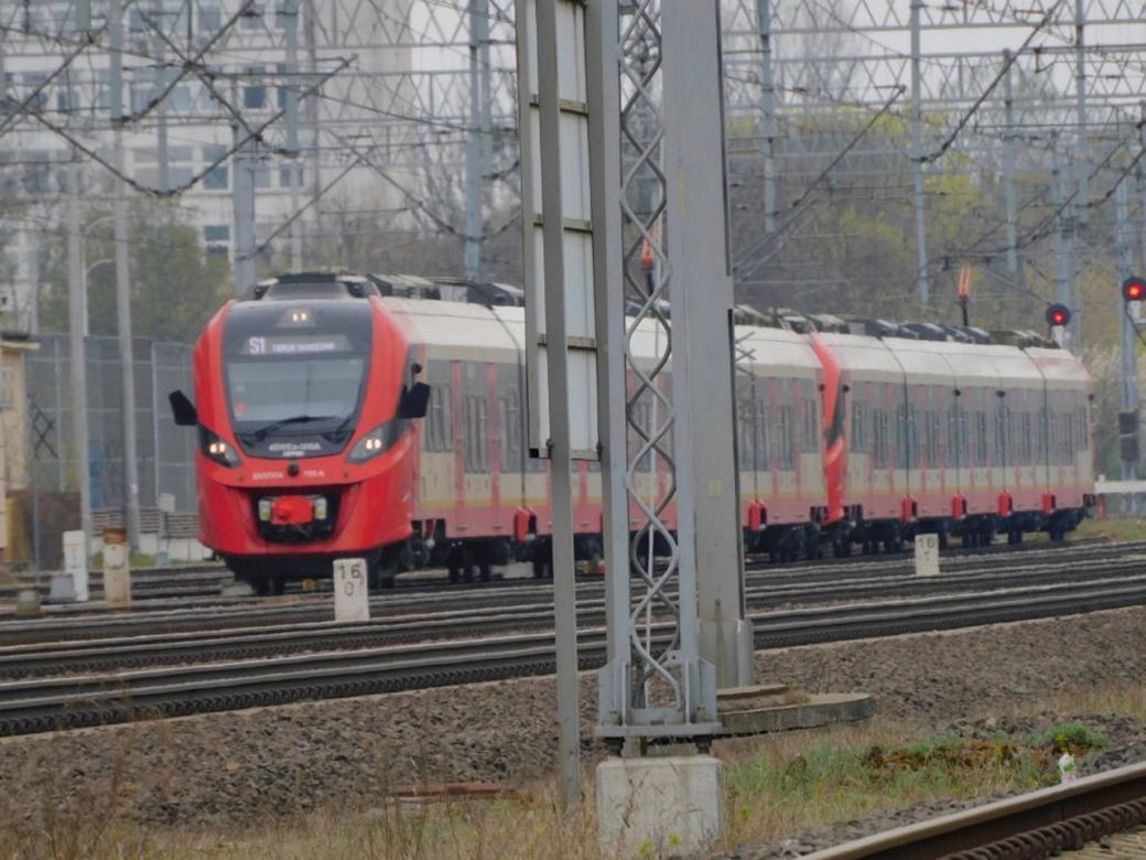 Tragedia na torach w Pruszkowie. Pociąg śmiertelnie potrącił mężczyznę