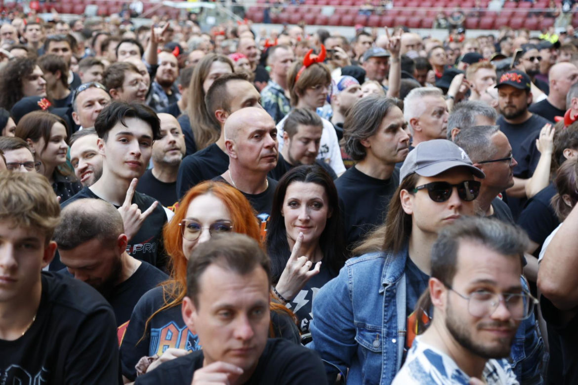 Koncert AC/DC w Warszawie (4.07.2025) - część pierwsza. Organizatorem koncertu jest Live Nation