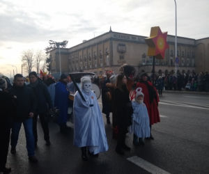 Orszak Trzech Króli w PAPAMOBILE! Tłumy na ulicach Kielc [GALERIA]