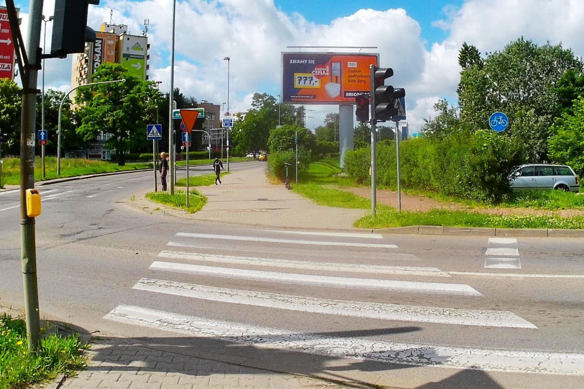 Plac Szyrockiego jest przekleństwem pieszych. Radny interweniuje