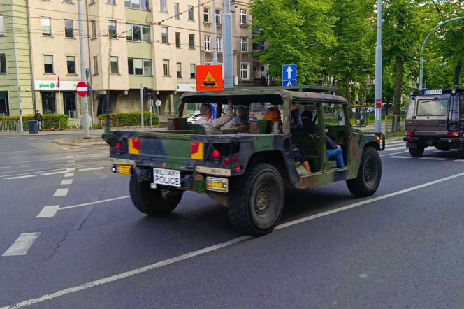Parada zabytkowych pojazdów w Szczecinie