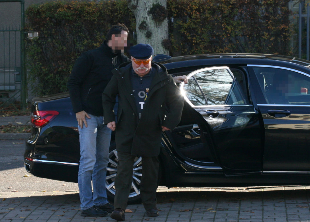 Lech Wałęsa na niedzielnej mszy