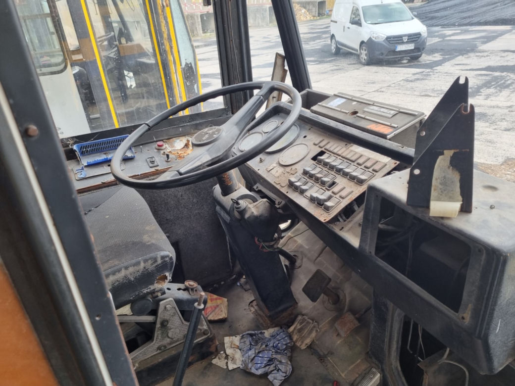 To już historia! Stare autobusy ze Starachowic na sprzedaż