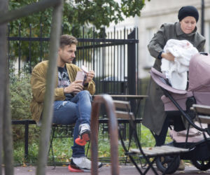 Piotr Stramowski i Katarzyna Warnke pierwszy spacer z dzieckiem
