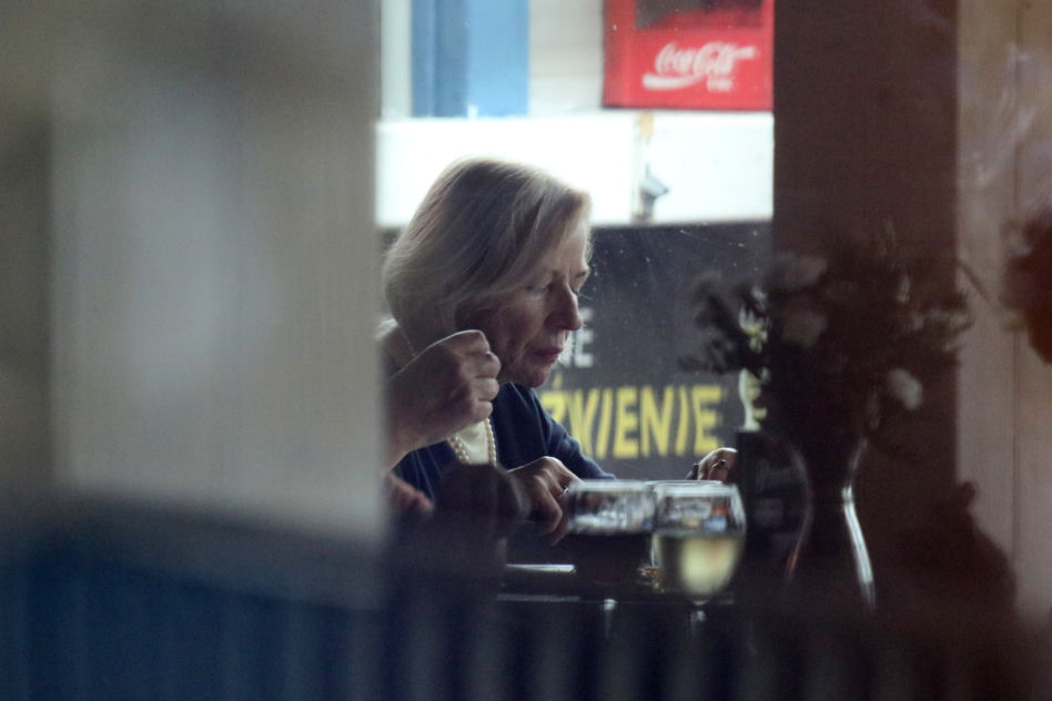 Bożena Dykiel z mężem na spacerze i na obiedzie w Gdyni