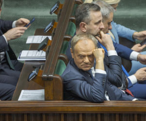 Kolejny sondaż, kolejny wielki ból głowy Donalda Tuska. Oj, nie jest kolorowo