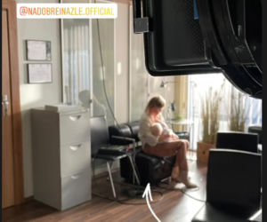 Emilia Komarnicka-Klynstra na planie Na dobre i na złe z synem Teo