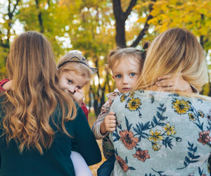 Kontakt z przyjaciółmi po porodzie słabnie? Idziemy o zakład, że tak robisz