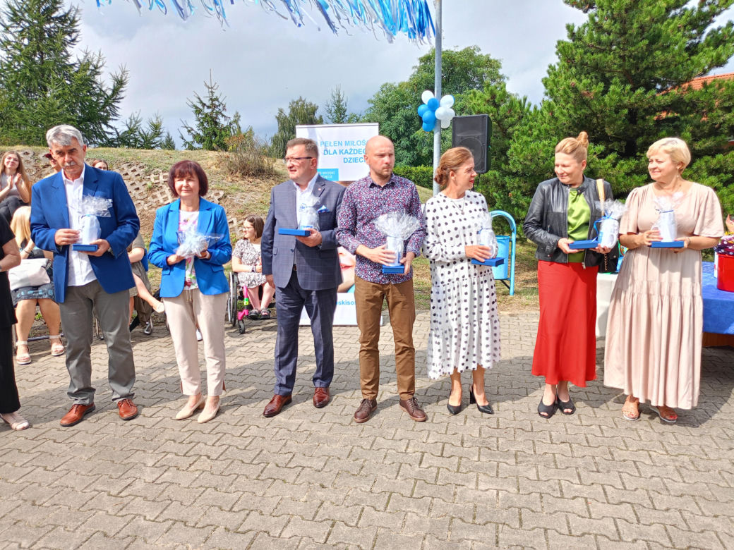 Jubileusz 25-lecia siedleckiej SOS Wioski Dziecięcej był okazją do wspólnej zabawy i wręczenia prezentów i pamiątek dla osób zaangażowanych w program